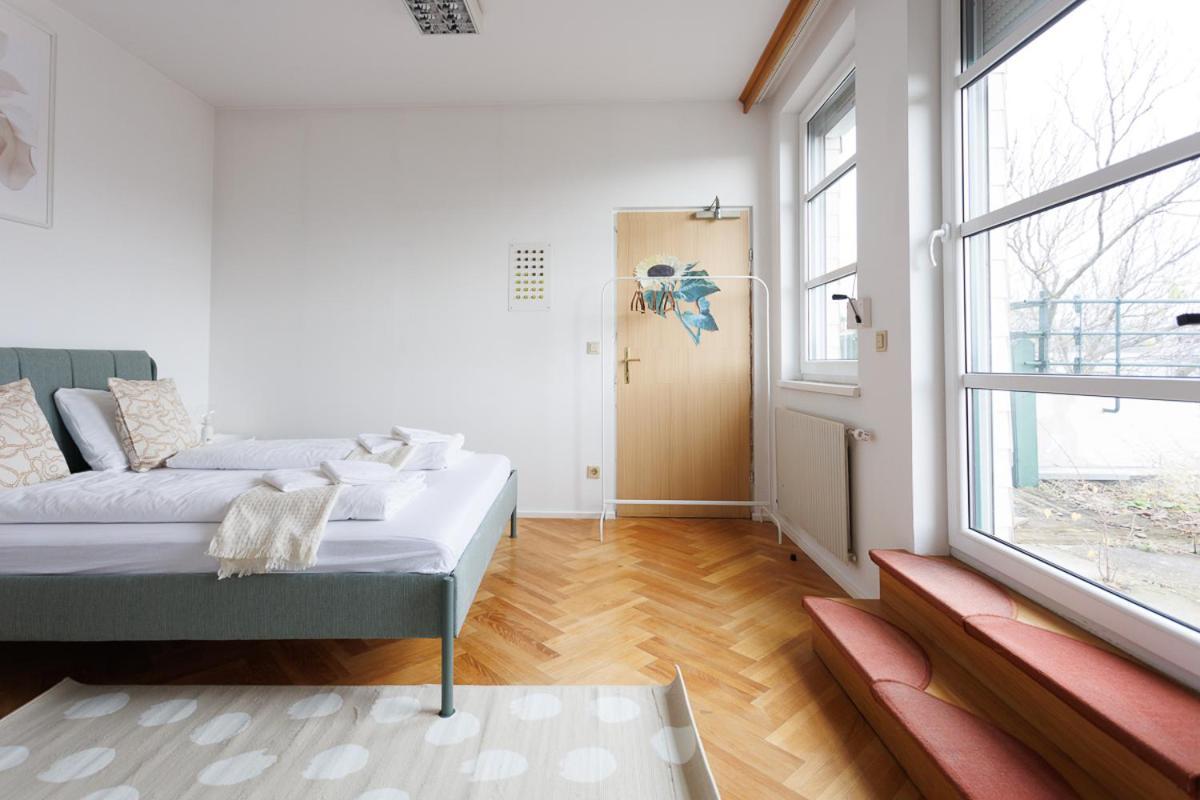 Familien- Und Gruppenparadies Platz Fuer 12 Gaeste Wien Ngoại thất bức ảnh